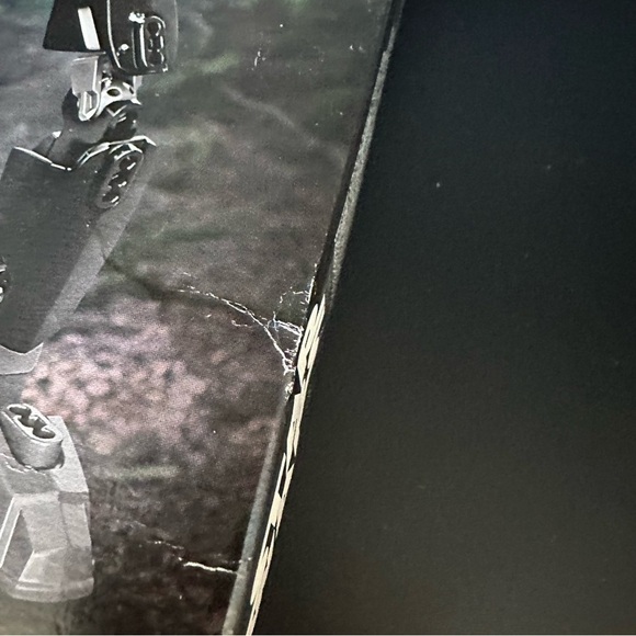 Retired LEGO Star Wars Finn 75116 | Buildable Action Figure | Sealed - Picture 8 of 8